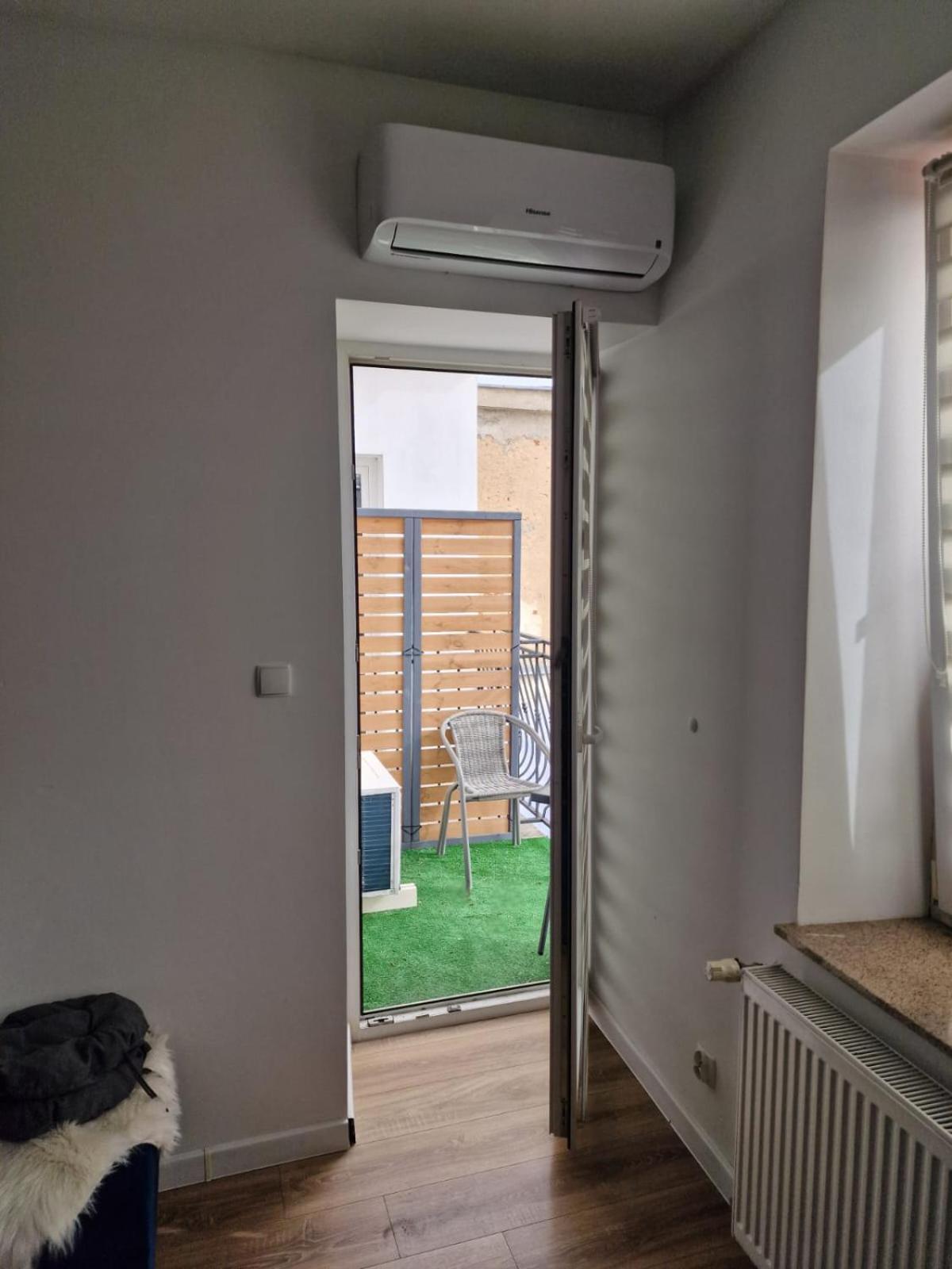 Apartament W Koninie Przy Ul. Wiosny Ludow 科宁 外观 照片